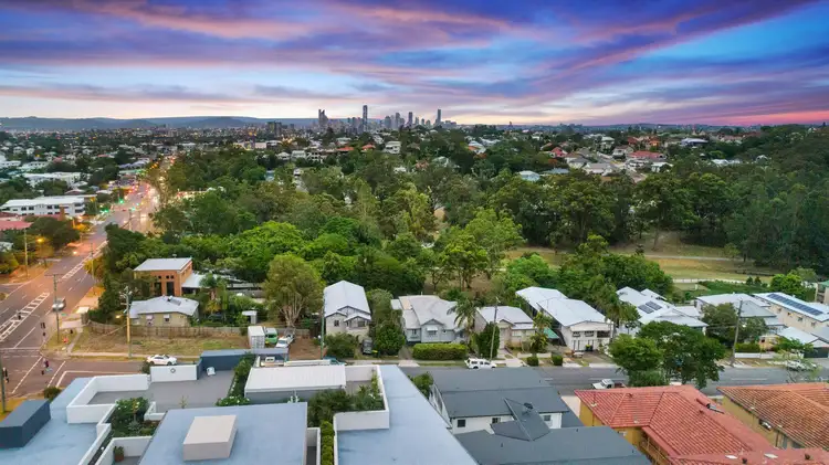 Main view of Homely apartment listing, 1/908 Logan Road, Holland Park West QLD 4121