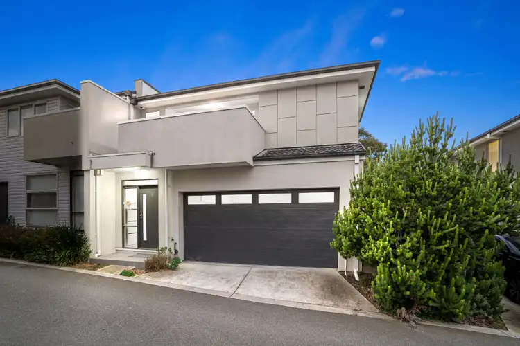 18/3 Old Plenty Road, South Morang VIC 3752