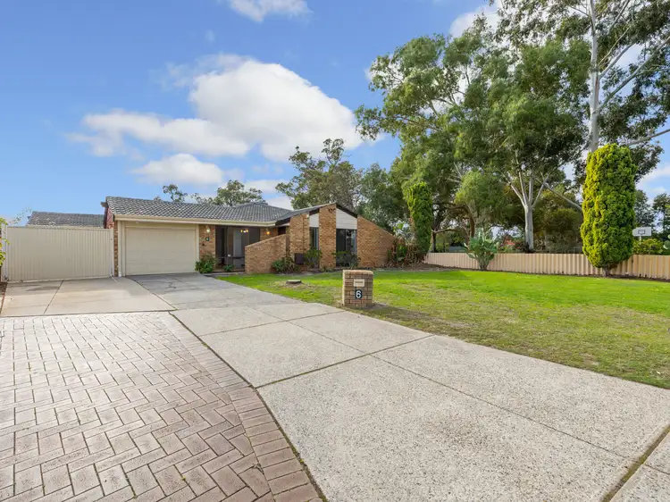 6 Barson Court, Thornlie WA 6108