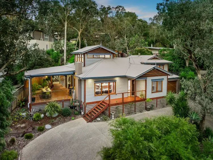 42 Curtain Road, Hurstbridge VIC 3099