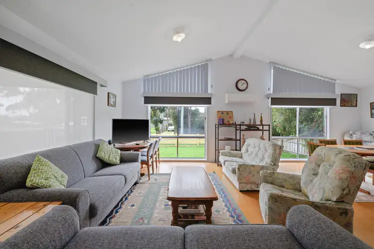 5 Terry Crescent, Wimbledon Heights VIC 3922