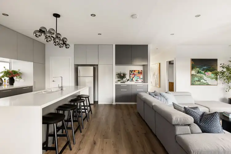 Sixth view of Homely house listing, 2 Krystelle Close, Oxley QLD 4075