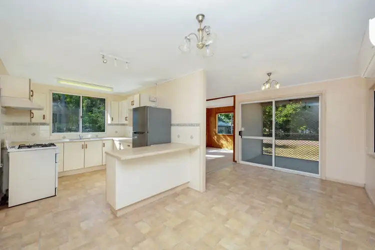 Fourth view of Homely house listing, 2 Snapper Court, Cungulla QLD 4816