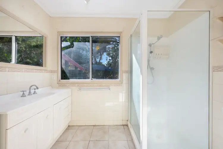 Sixth view of Homely house listing, 2 Snapper Court, Cungulla QLD 4816