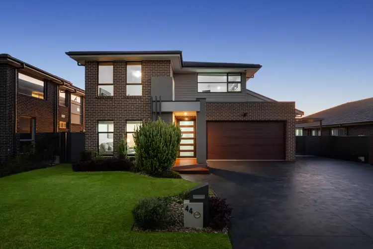 44 Cogrington Drive, Harrington Park NSW 2567