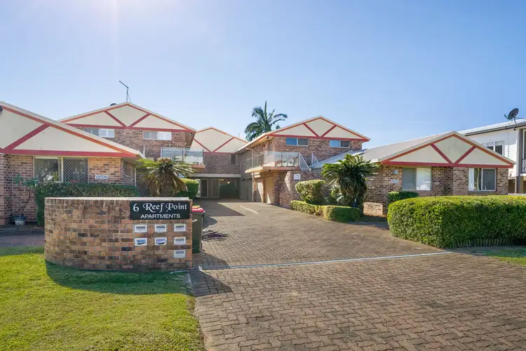 Main view of Homely unit listing, 4/6 Third Avenue, Scarborough QLD 4020