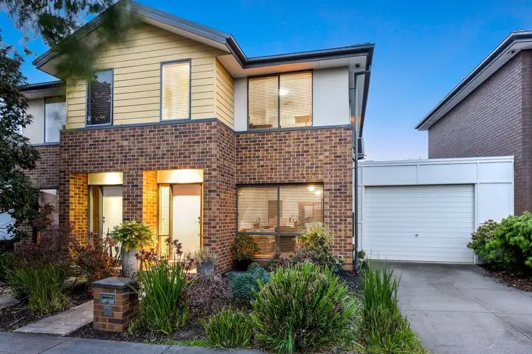 12 Camville Road, Mulgrave VIC 3170