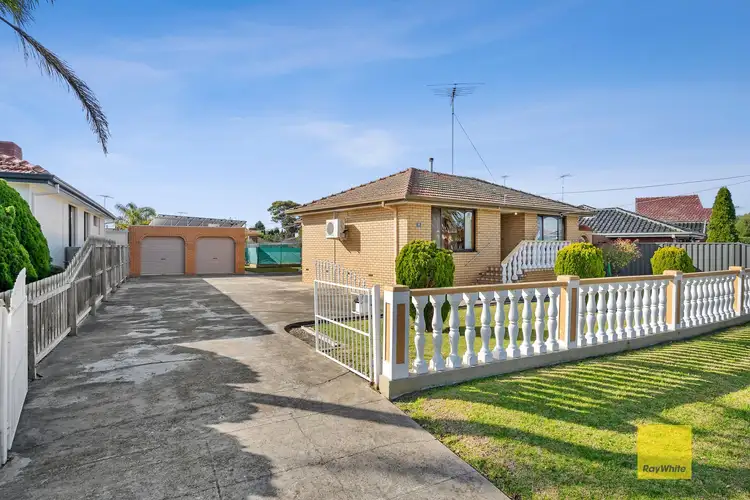 15 Waterford Avenue, Norlane VIC 3214