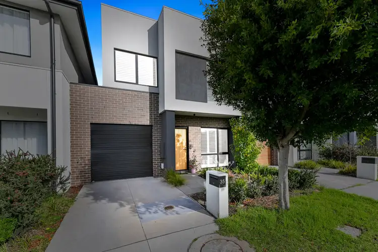 35 Molesworth Drive, Mulgrave VIC 3170