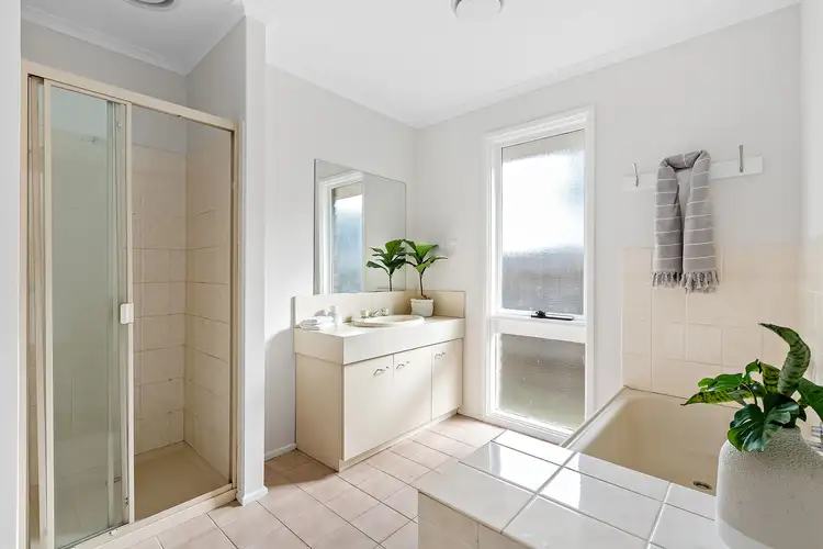 Sixth view of Homely house listing, 11 Carla Court, Aspendale Gardens VIC 3195