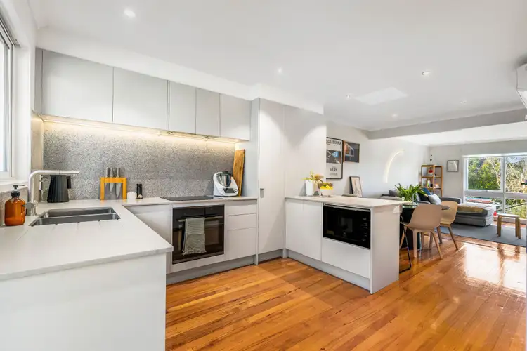 Third view of Homely unit listing, 1/7 Queens Parade, Ashwood VIC 3147