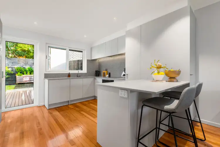 Sixth view of Homely unit listing, 1/7 Queens Parade, Ashwood VIC 3147
