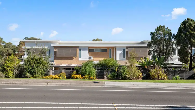 8/93 Broughton Street, Campbelltown NSW 2560