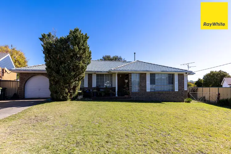 23 Lauder Street, Inverell NSW 2360