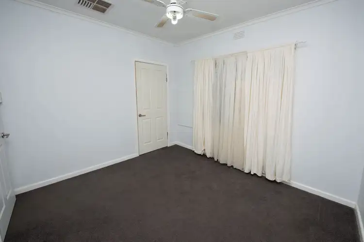Sixth view of Homely house listing, 6 Gordon Court, Swan Hill VIC 3585