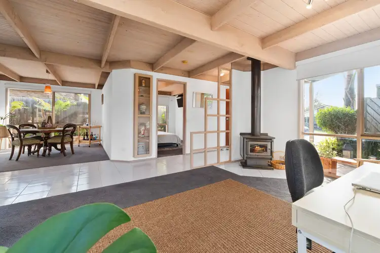 Fifth view of Homely house listing, 8 Denise Court, Langwarrin VIC 3910