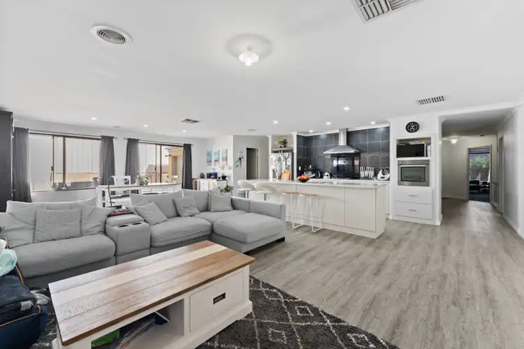 20 Battrass Loop, Baldivis WA 6171