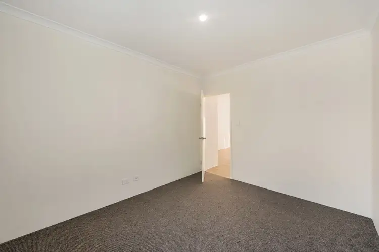 Fifth view of Homely house listing, 32 Beaufortia Crescent, Baldivis WA 6171