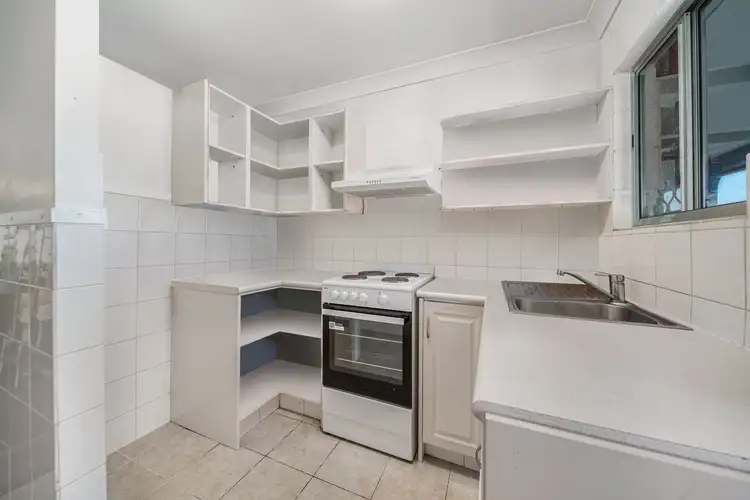Fourth view of Homely unit listing, 8/9 Beach Road, Maroochydore QLD 4558