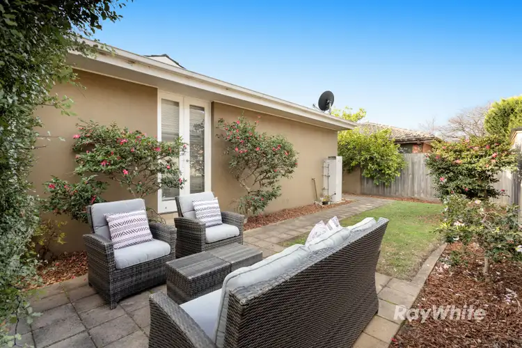 4/10 Rugby Road, Hughesdale VIC 3166