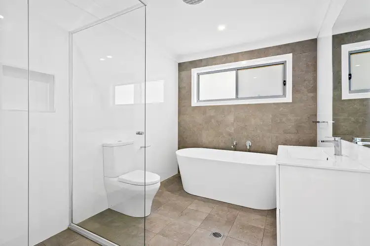 Fourth view of Homely house listing, 6 Newton Crescent, Oak Flats NSW 2529