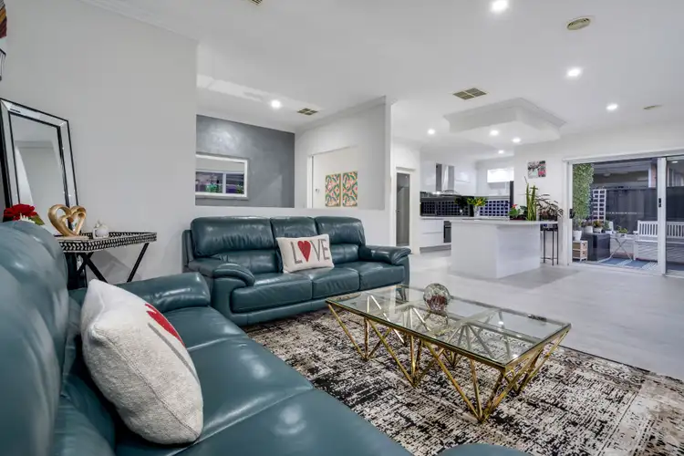 Sixth view of Homely house listing, 11 Banjolina Circuit, Craigieburn VIC 3064