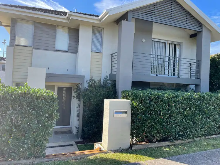 18 Seaspray Avenue, Nelson Bay NSW 2315