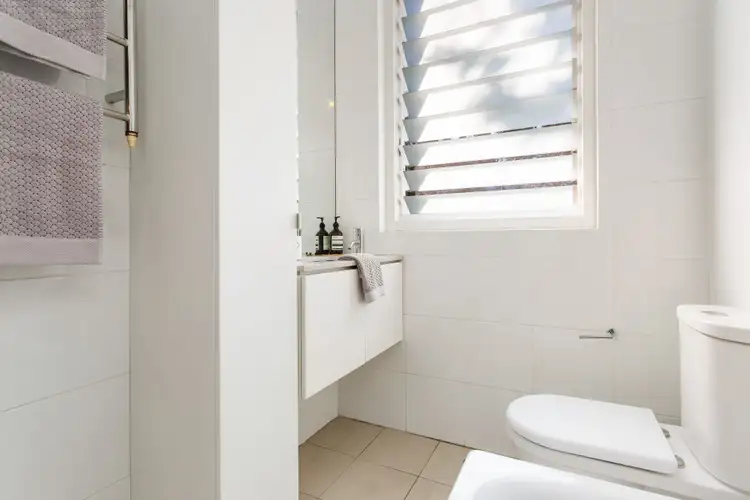 Fifth view of Homely apartment listing, 8/26 Fletcher Street, Bondi NSW 2026