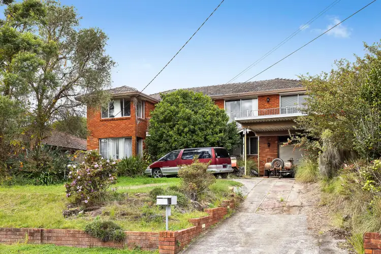 Second view of Homely house listing, 10 Waddell Crescent, Hornsby Heights NSW 2077