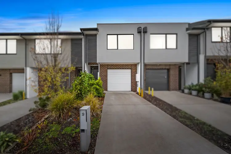 Main view of Homely townhouse listing, 9 Panorama Drive, Wantirna South VIC 3152