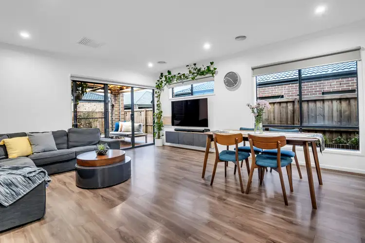 Seventh view of Homely house listing, 8 Deau Avenue, Wollert VIC 3750