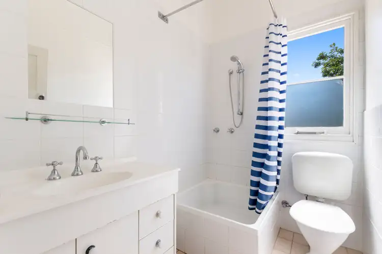Sixth view of Homely house listing, 10 Henderson Avenue, Mittagong NSW 2575