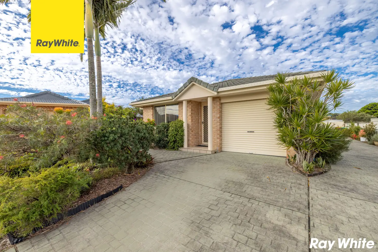 Main view of Homely villa listing, 1/11 Erica Place, Tuncurry NSW 2428