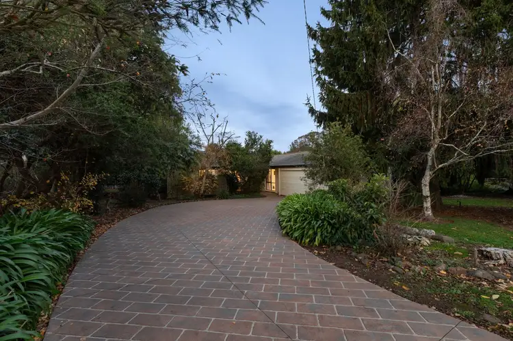 166 Main Street, Romsey VIC 3434