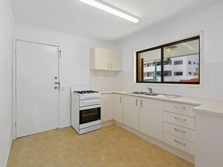Seventh view of Homely block of units listing, 18 Roseglen Street, Greenslopes QLD 4120
