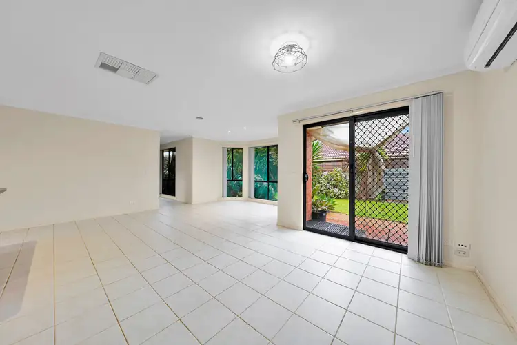 Fifth view of Homely house listing, 27 Natisone Place, Skye VIC 3977