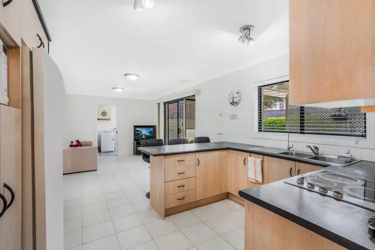 Fifth view of Homely house listing, 8 Whitsunday Circuit, Green Valley NSW 2168