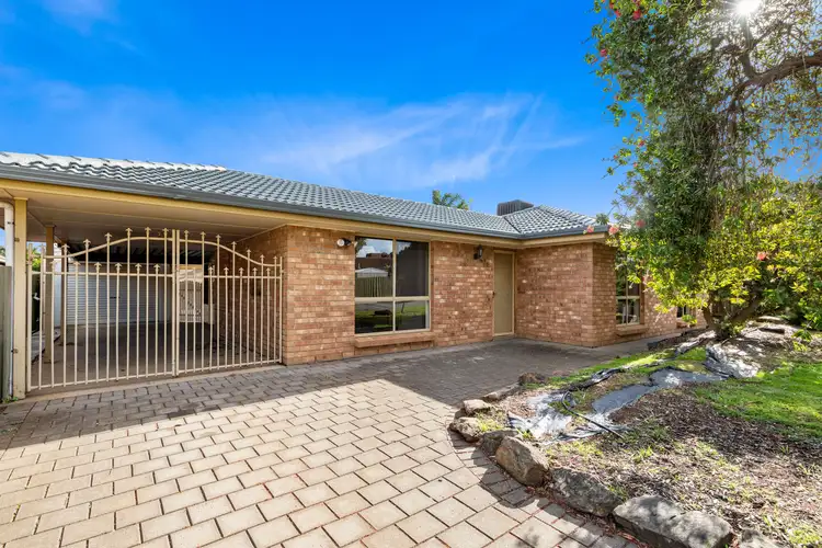 25 Causby Crescent