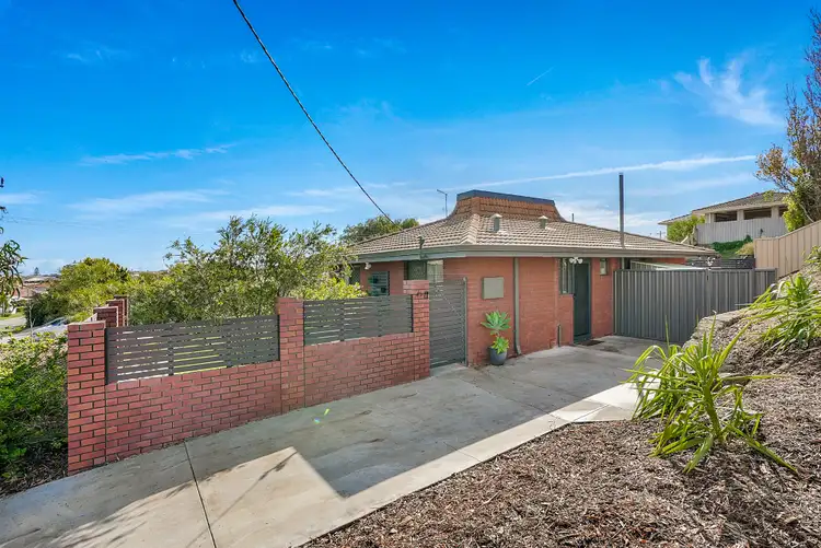 45 Cook Avenue, Hillarys WA 6025