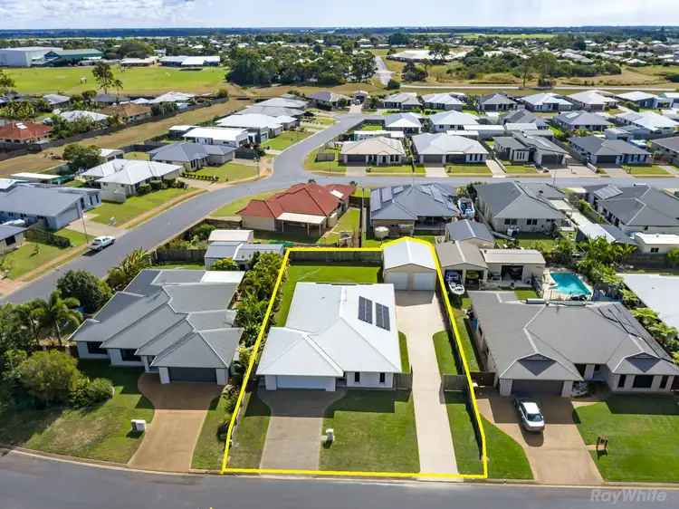 Second view of Homely house listing, 3 Gill Place, Kalkie QLD 4670