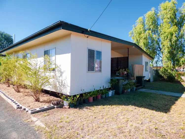 10 Wright Street, Roma QLD 4455