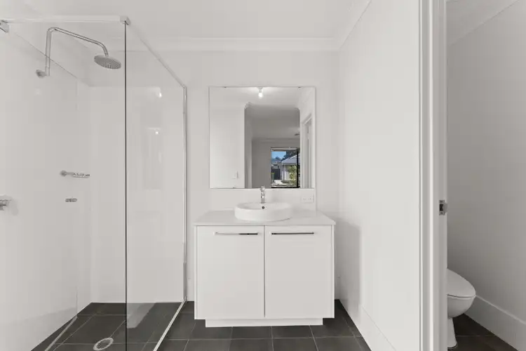 Sixth view of Homely house listing, 2 Thornton Street, Baldivis WA 6171