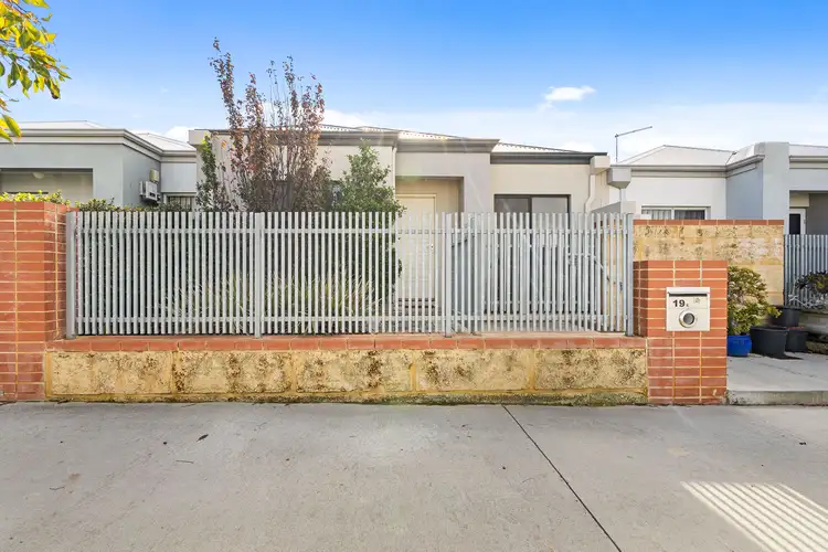 19 Perkins Drive, Clarkson WA 6030