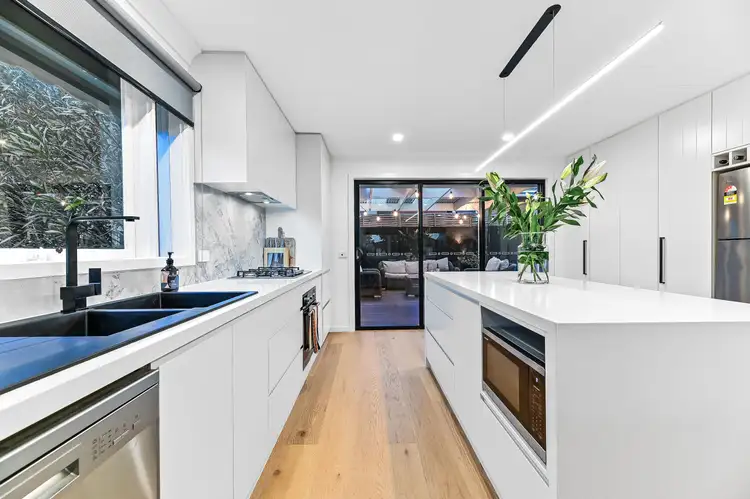 Fifth view of Homely unit listing, 2/29 Kevin Street, Mount Waverley VIC 3149