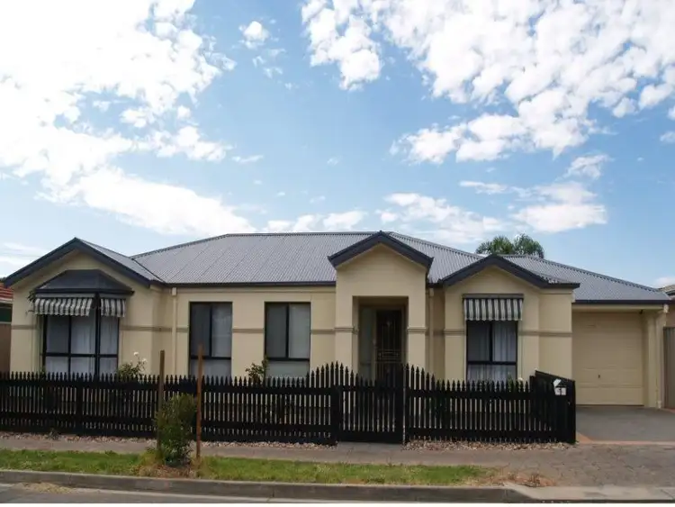 1 Bluebell Road, Windsor Gardens SA 5087