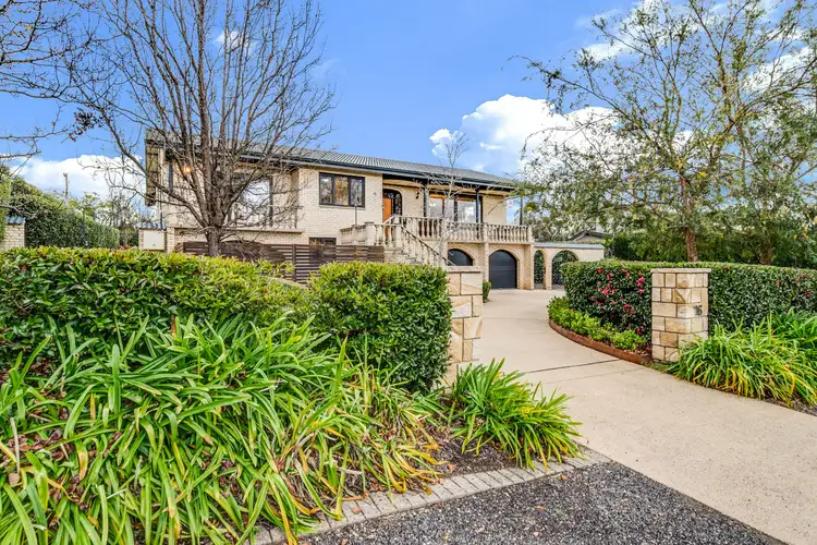 16 Tanumbirini Street, Hawker ACT 2614