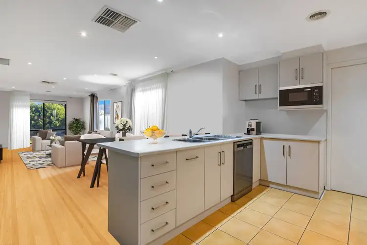 Fifth view of Homely house listing, 467 Ontario Avenue, Mildura VIC 3500