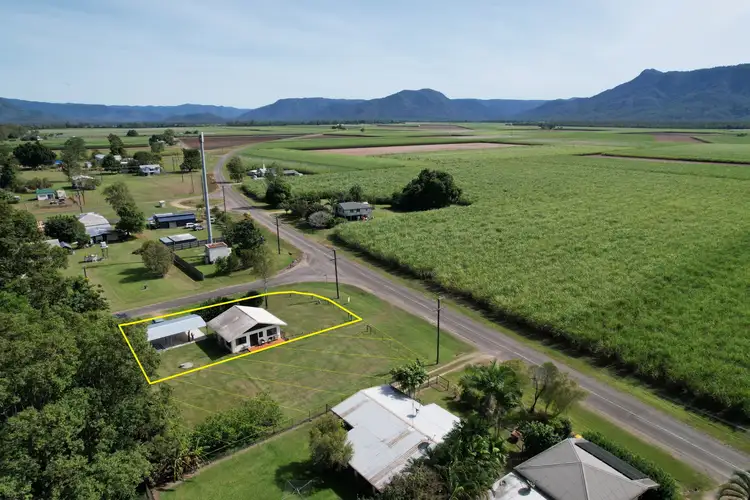11 Abergowrie Road, Abergowrie QLD 4850