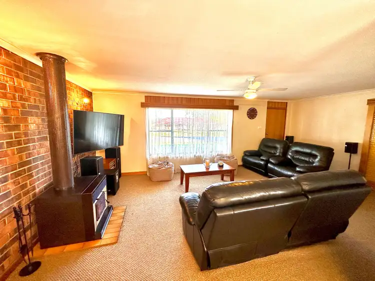 Fifth view of Homely house listing, 1 Seventh Street, Bordertown SA 5268