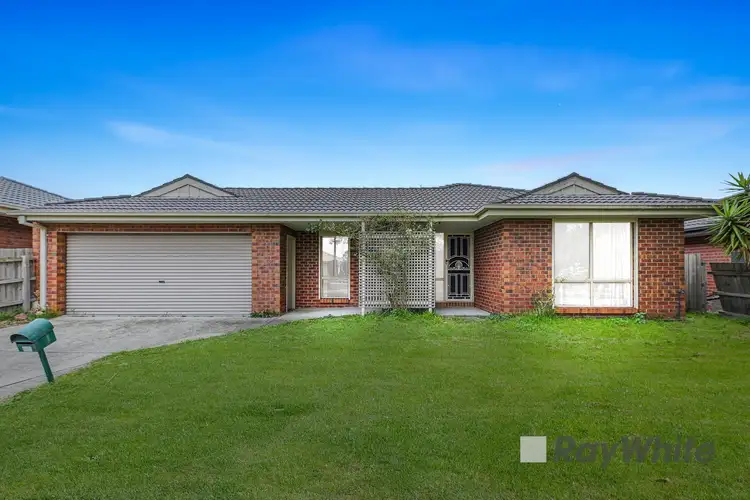 22 Sapphire Drive, Hampton Park VIC 3976